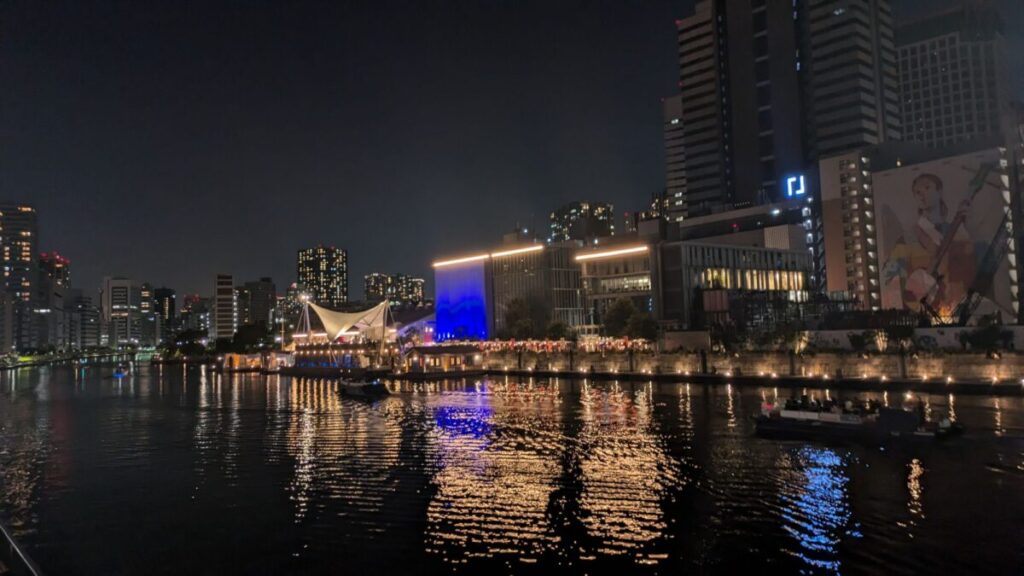 運河にかかる橋からみたMYAFのメインエリア。